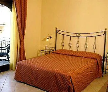 Zingaro 酒店 圣维托罗卡波